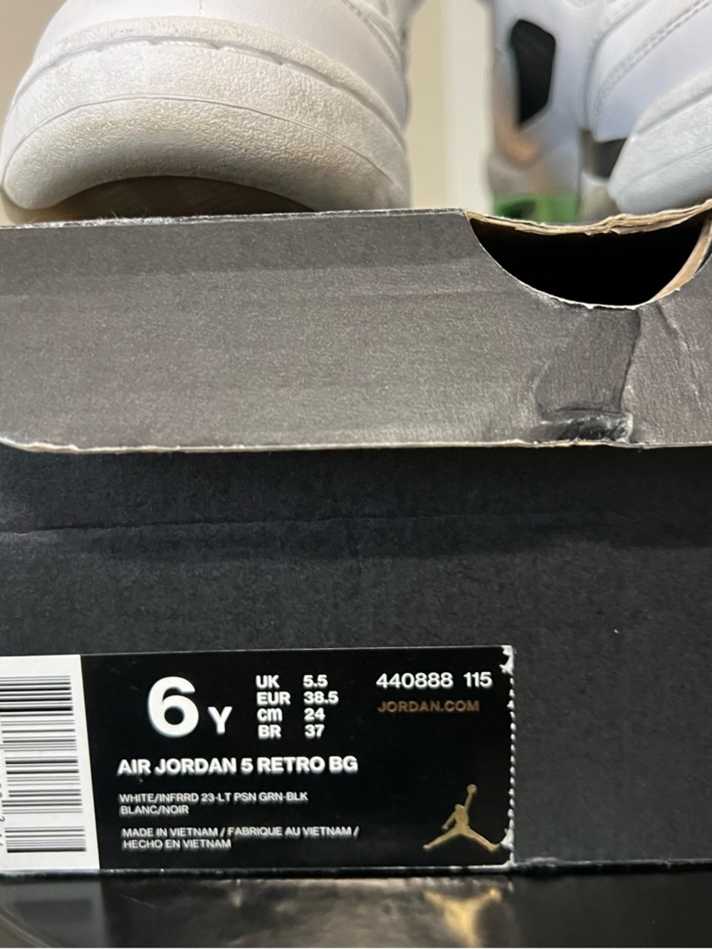 Jordan Air Jordan 5 Retro BG in White and Black with Green Accent - Picture 6 of 6